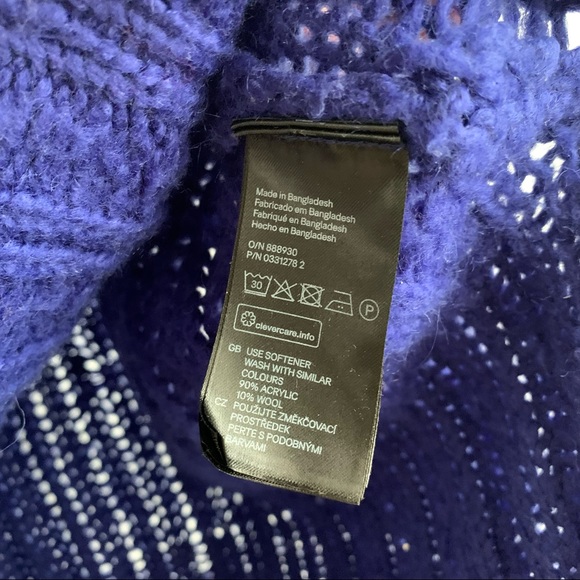 H&M Oversized Mock Neck Sweater - Picture 4 of 7